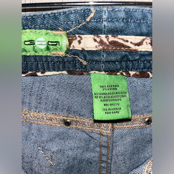 🦋Vintage Low Rise Flare Denim/Jeans by GIO🦋 - Picture 4 of 6